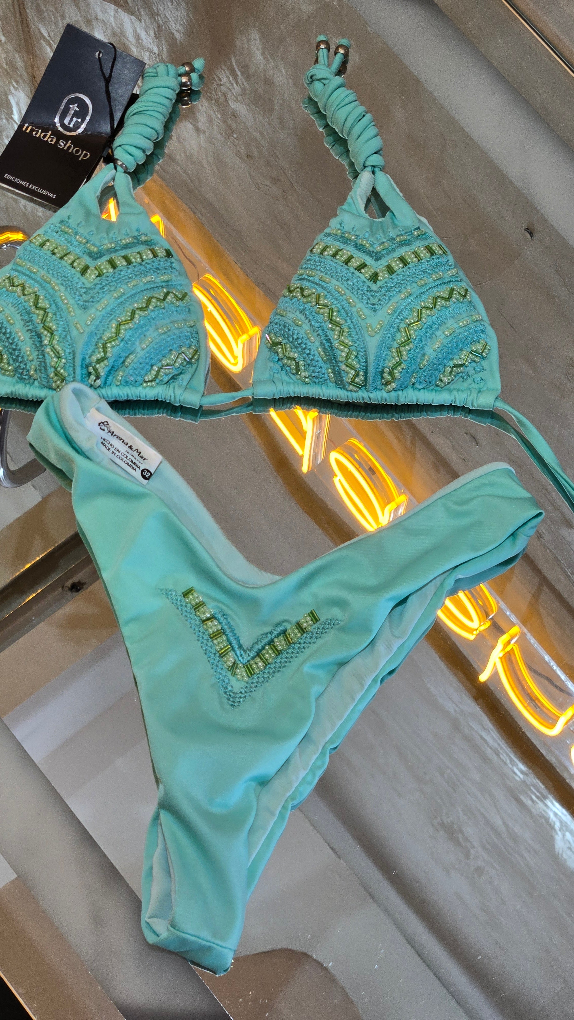 Traje de baño colombiano